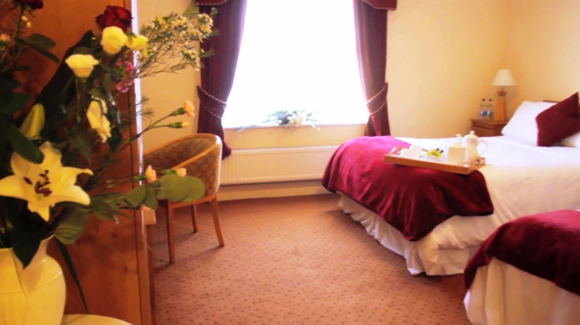 The Strand Hotel Ballyliffin Esterno foto